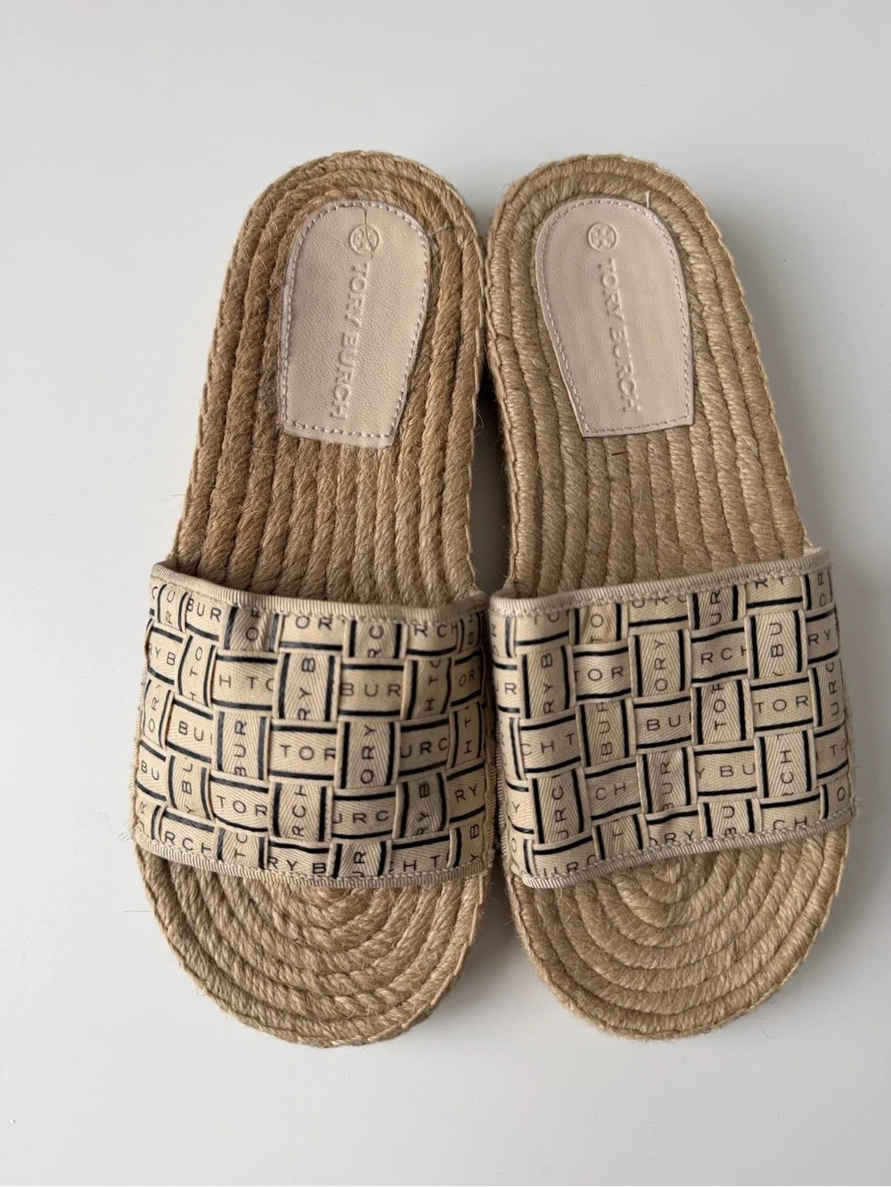 Tory Burch Woven Espadrille Slide Sandals – Tan & Black